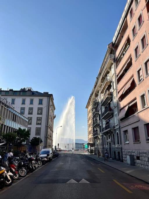 Apartment Stylish Lakeside By The Jet D'eau #2 Geneva